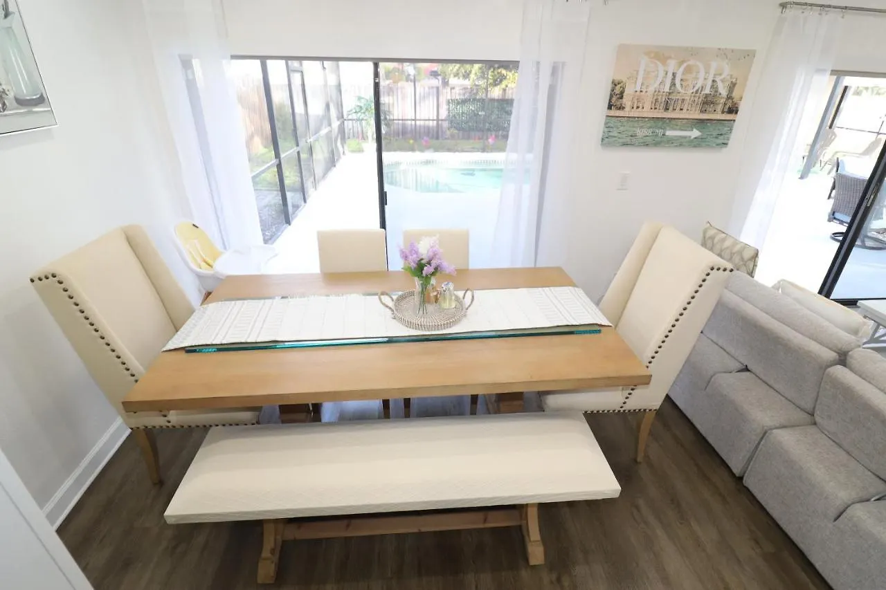 Boho Oasis With Pool- Paradise For Work & Fun Tampa
