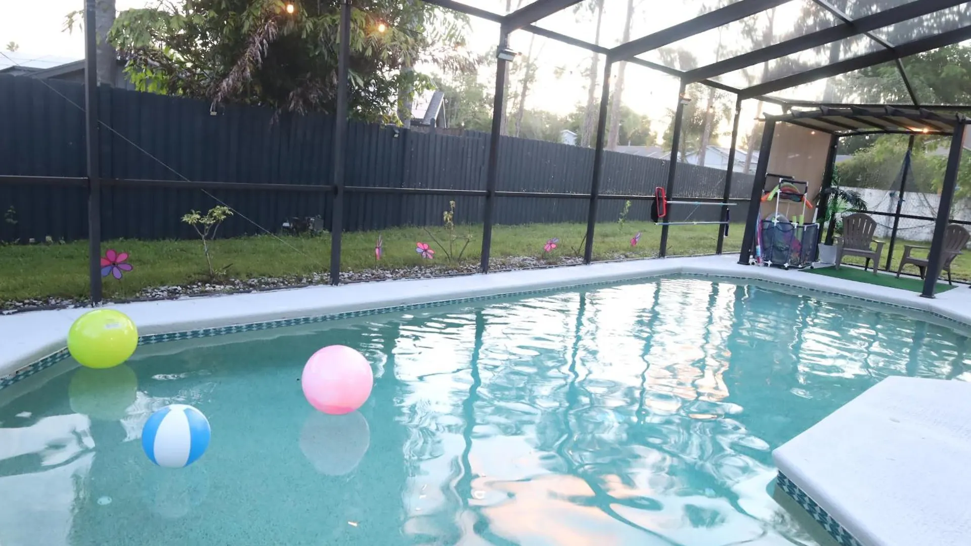 Holiday home Boho Oasis With Pool- Paradise For Work & Fun Tampa