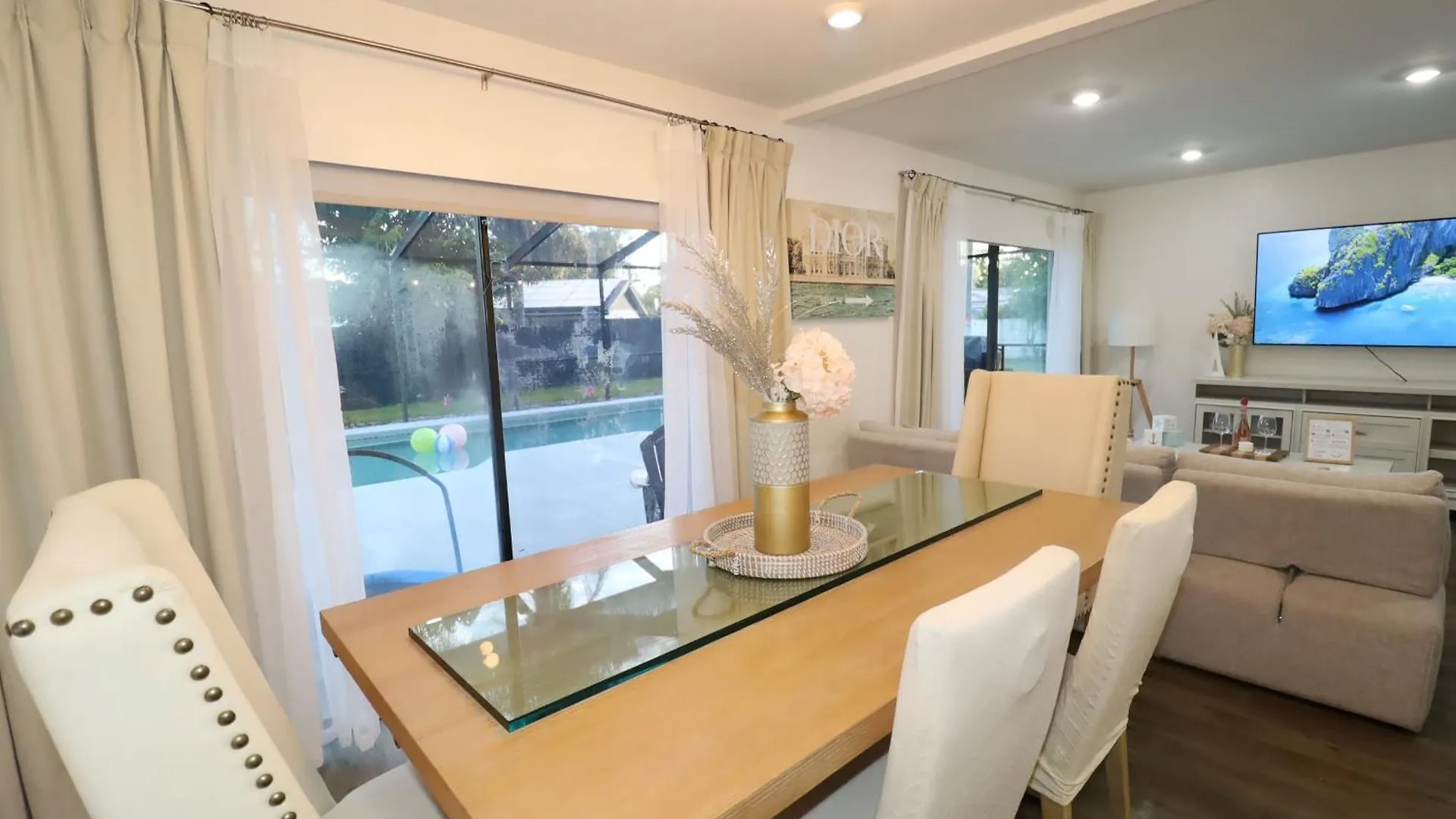 Holiday home Boho Oasis With Pool- Paradise For Work & Fun Tampa