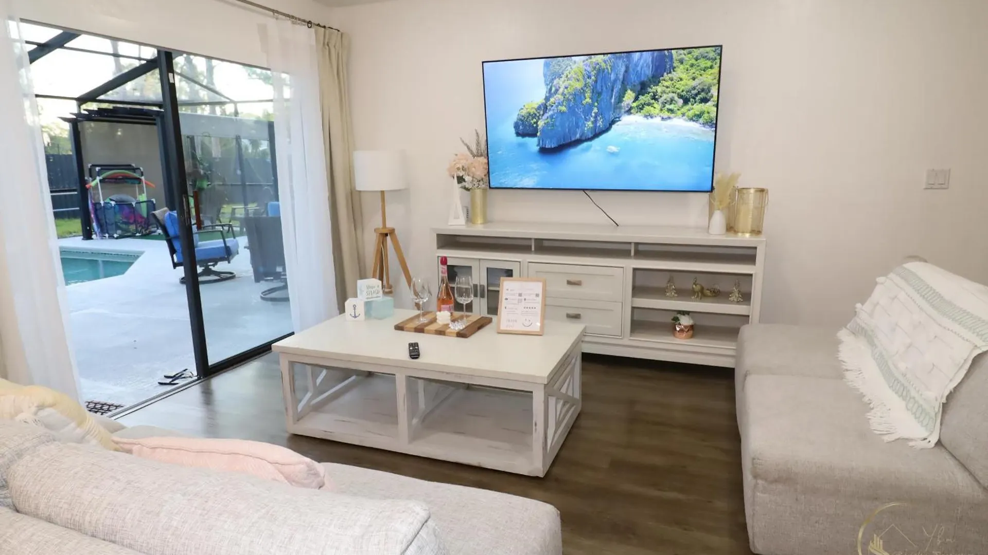 Holiday home Boho Oasis With Pool- Paradise For Work & Fun Tampa